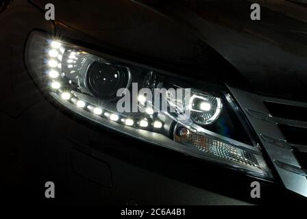 Auto-LED-Scheinwerfer Stockfoto