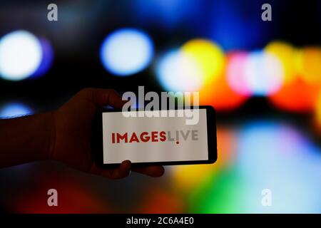 28. Juni 2020: Gaziantep, Türkei. Das IMAGESLIVE-Logo erscheint auf einem Smartphone in Gaziantep, in der Südtürkei. IMAGESLIVE ist eine Presseagentur, die sich auf die Konfliktbearbeitung in den gefährlichsten und komplexesten Gebieten der Welt und die Bereitstellung einzigartiger Bilder und Videos aus Konfliktgebieten spezialisiert hat. Sie wurde im Jahr 2000 gegründet und hat ihren Hauptsitz in Großbritannien, mit einem Büro in der türkischen Stadt Gaziantep (Bild: © Mohammad ATA/IMAGESLIVE via ZUMA Wire) Stockfoto