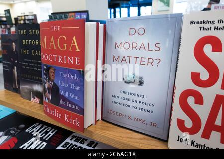 Barnes & Noble Buchhändler Buch Anzeige, NYC, USA Stockfoto