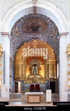 Barocke Innenansicht der Kapelle des Klosters Espinheiro, Evora, Alentejo, Portugal, Europa Stockfoto