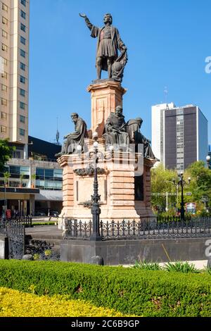 Das Denkmal von Christoph Kolumbus am Paseo de la Reforma in Mexiko-Stadt - eingeweiht 1877 Stockfoto