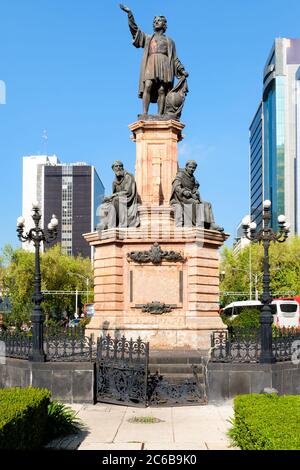 Denkmal für Christoph Kolumbus am Paseo de La Reforma in Mexiko-Stadt - eingeweiht 1877 (öffentlich zugänglich) Stockfoto