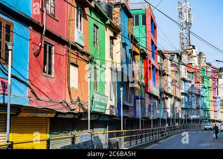 Bunte Häuser in Aizawl, Mizoram, Indien, Asien Stockfoto
