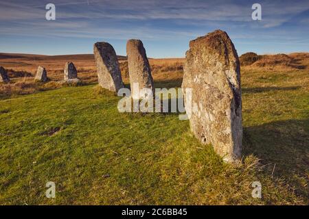 Uralte prähistorische stehende Steine in einem Steinkreis, Scorhill Stone Circle, Dartmoor National Park, Devon, England, Großbritannien, Europa Stockfoto