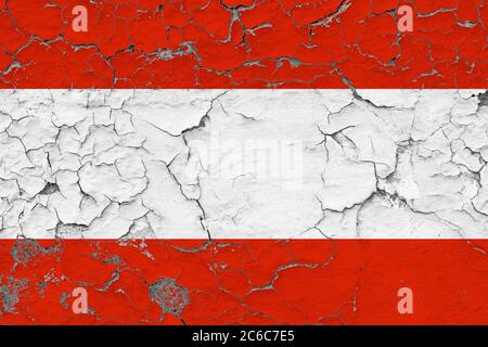 Österreich Flagge Nahaufnahme grungy, beschädigt und verwittert an der Wand abblätternde Farbe, um die Innenseite der Oberfläche zu sehen. Vintage-Konzept. Stockfoto