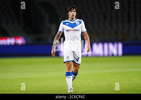 Turin (Italien), 08. Juni 2020. Italienische Seria A. Sandro Tonali von Brescia Calcio während der Serie EIN Spiel zwischen Turin FC und Brescia Calcio. FC Turin gewinnt 3-1 gegen Brescia Calcio. Quelle: Marco Canoniero/Alamy Live News Stockfoto