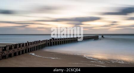 Die Buxton Jetty der Cape Hatteras National Seashore, Buxton, North Carolina Stockfoto