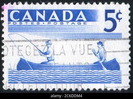 KANADA - UM 1957: Stempel gedruckt von Kanada, zeigt Angeln, um 1957 Stockfoto