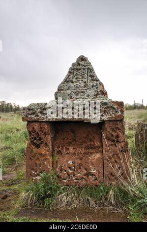 Bitlis, Türkei - 21. Mai 2011: Ahlat Seljukian Friedhof. Seldschuken-Periode Grabsteine. Stockfoto