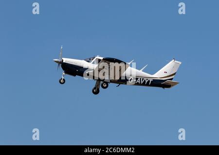 Piper PA-28-10R Cherokee Arrow G-AVYT Stockfoto