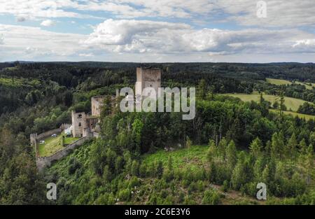 Luftaufnahme auf Schloss Landstejn in Tschechien Stockfoto