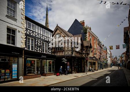 Shrewsbury Stadtzentrum in Shropshire Tudor Architektur und hohe Backsteingebäude georgianischen Gebäuden auf der High Street Stockfoto