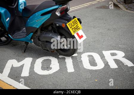 Shrewsbury Stadtzentrum in Shropshire Shrewsbury Motorrad-Parkplatz Stockfoto