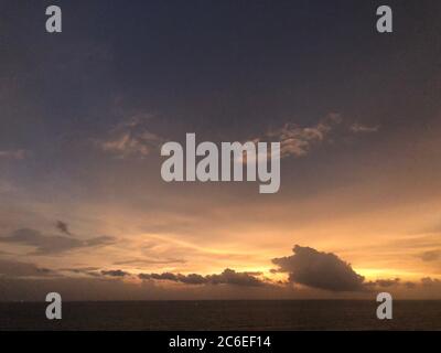 Sonnenuntergangsbilder in mumbai angeklickt Stockfoto