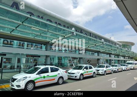 GUADALAJARA, MEXIKO - 4. JULI 2020- Blick auf den internationalen Flughafen Miguel Hidalgo y Costilla Guadalajara (GDL) in Mexiko. Stockfoto