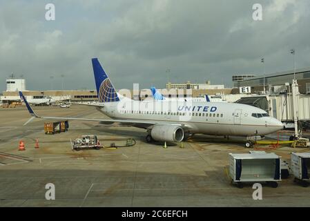 HOUSTON, TX -3 JUL 2020- Ansicht von Flugzeugen von United Airlines (UA) und United Express am George Bush Intercontinental Airport (IAH) in Houston, Stockfoto