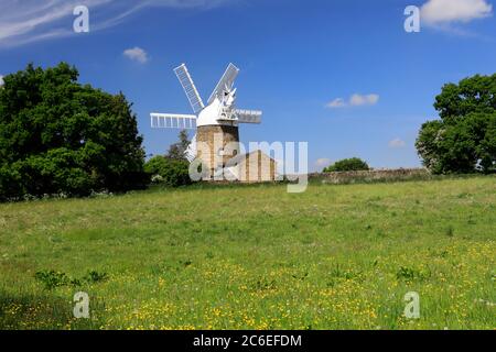 Sommer Ansicht von Heage Windmill, Heage Village, Derbyshire England Großbritannien Stockfoto