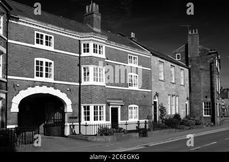 Blick auf die Straße von Duffield Village, Derbyshire, England, Großbritannien Stockfoto