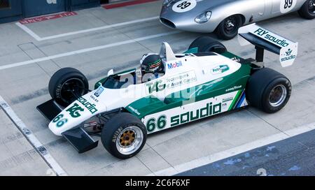 Tommy Dreelan fährt Keke Rossbergs, 1982, Williams FW08 Formel-1-Rennwagen, während des Silverstone Classic Media Day 2019 Stockfoto