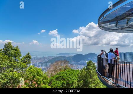 Blick über George Town vom Skywalk auf Penang Hill, Air ITAM, Penang, Malaysia Stockfoto