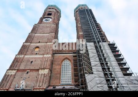 Zwillingstürme der Frauenkirche. Stockfoto