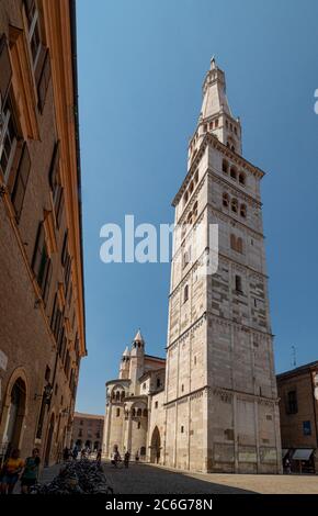 Ghirlandina Tower. Glockenturm der Kathedrale von Modena. Italien. Stockfoto