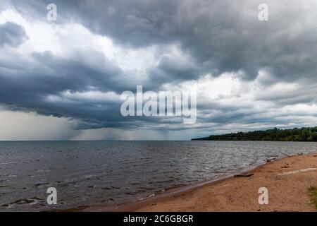 Supercell Gewitter Über Lake Superior Stockfoto