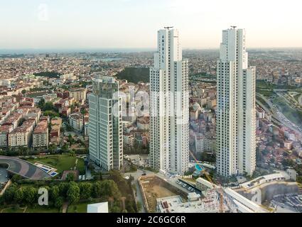 AerialSkyscrapers Istanbul, Türkei Stockfoto