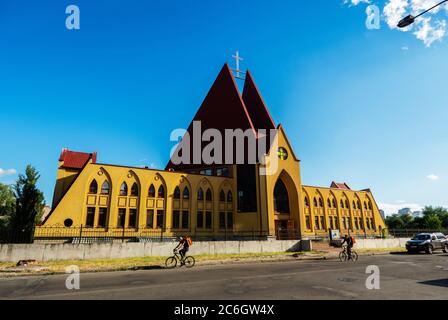 Kiew, Ukraine. Juli 2020. Eine allgemeine Ansicht einer Kirche der Himmelfahrt der seligen Jungfrau Maria der römisch-katholischen Kirche. Kredit: SOPA Images Limited/Alamy Live Nachrichten Stockfoto