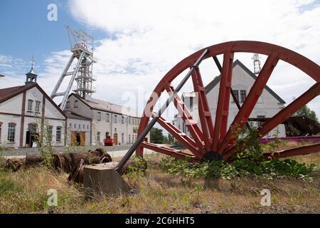 Freiberg, Deutschland. Juli 2020. Das Forschungs- und Ausbildungsbergwerk Reiche Zeche der TU Bergakademie Freiberg. Die 4. Sächsische Landesausstellung 'SilberBoom' ist vom 11. Juli bis 1. November 2020 für Besucher geöffnet. Quelle: Sebastian Kahnert/dpa-Zentralbild/dpa/Alamy Live News Stockfoto