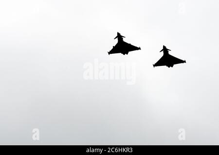 RAF Typhoon Flugzeuge starten auf Trainingsmissionen von RAF Coningsby in Lincolnshire Stockfoto