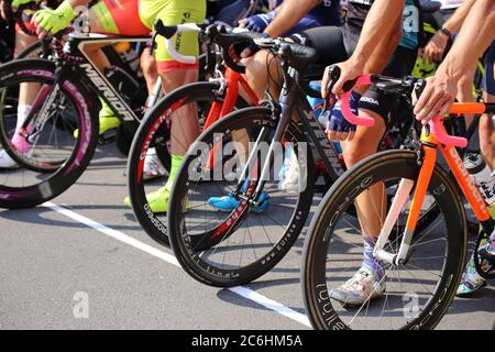 Detailansicht eines Radrennens (Mutterstadt, Deutschland) nur zur redaktionellen Verwendung Stockfoto