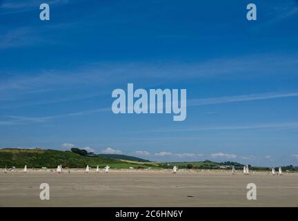 Strandbuggy auf Plage de Lestrevet in der Nähe von Pentrezin Bretagne Frankreich Stockfoto