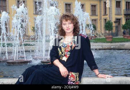 Heimatmelodie, volkstümliche Musiksendung aus den Herrenhäuser Gärten in Hannover, Deutschland 1990, Gaststar: Flötistin Martina Grimm Stockfoto