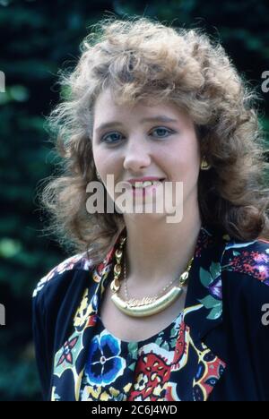Heimatmelodie, volkstümliche Musiksendung aus den Herrenhäuser Gärten in Hannover, Deutschland 1990, Gaststar: Flötistin Martina Grimm Stockfoto