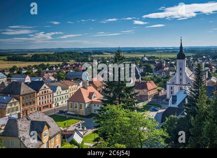 Stadt Javornik, Blick vom Jansky vrch Schloss (Johannesberg), Böhmisches Schlesien, Olomouc Region, Tschechische Republik Stockfoto