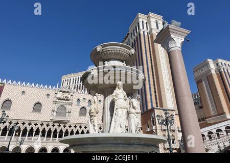 LAS VEGAS, NV - 6 JUN 2020- Außenansicht des Venetian Las Vegas, einem Luxushotel und Casino, in Las Vegas, Nevada, eine Nachbildung von Venedig, Stockfoto