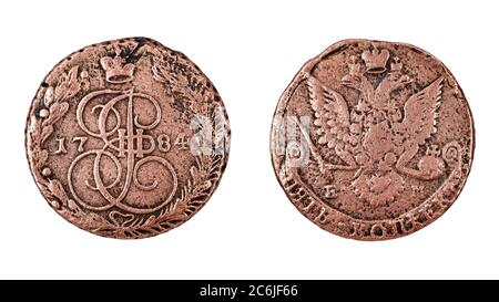 Russische Kupfermünze (5 Cent) Ära von Katharina der Großen. Isoliert auf Weiß Stockfoto