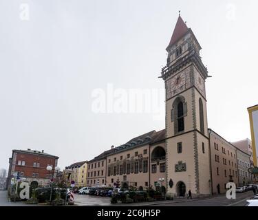 Passau / Deutschland - 19. Dezember 2019 - viele historische Gebäude finden Sie bei der Erkundung der Straßen der Innenstadt von Passau, Deutschland Stockfoto