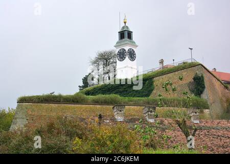 Uhrturm, Festung Petrovaradin, Petrovaradinska tvrđava, Petrovaradin, Pétervárad, Serbien, Europa, ehemaliges Ungarn Stockfoto