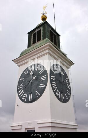 Uhrturm, Festung Petrovaradin, Petrovaradinska tvrđava, Petrovaradin, Pétervárad, Serbien, Europa, ehemaliges Ungarn Stockfoto