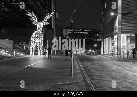 Riesige Silberrentiere vor Exchange House, Broadgate, City of London, Großbritannien Stockfoto