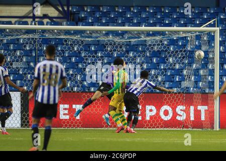 Matheus Pereira (12) von West Bromwich Albion punktet mit 0-2 Punkten Stockfoto