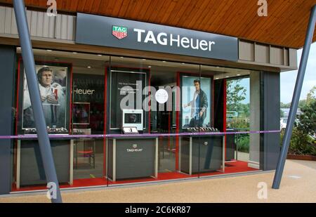 Tag Heuer Logo an einem ihrer Zweige. Stockfoto