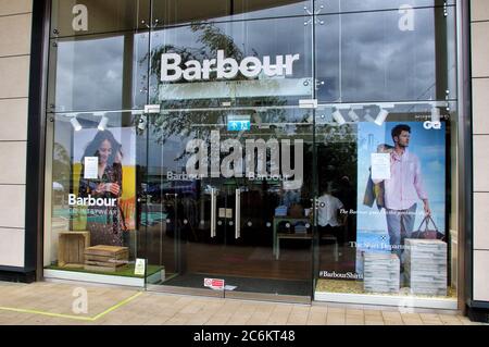 Rushden, Großbritannien. Juli 2020. Barbour Logo an einem ihrer Zweige gesehen . Kredit: Keith Mayhew/SOPA Images/ZUMA Wire/Alamy Live Nachrichten Stockfoto