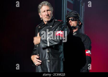 RIO DE JANEIRO, 29.03.2012: Roger Waters tritt im Joao Havelange Stadion in Rio de Janeiro auf (Néstor J. Beremblum / Alamy News) Stockfoto