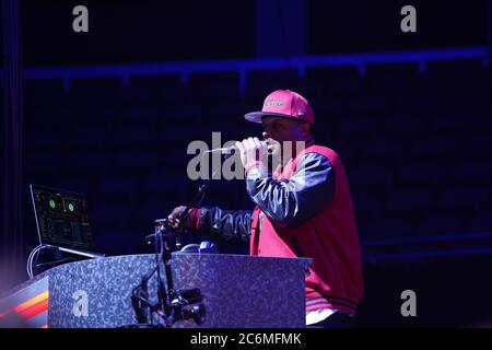 Nick Canon tritt während der MTV Wild N Out Tour im Amway Center in Orlando Florida USA am 5. März 2020 auf. Bildnachweis: Marty Jean-Louis Stockfoto