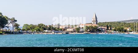 Historische Stadt Osor mit Brücken Inseln Cres und Losinj, Kroatien Stockfoto