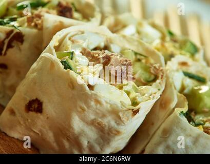 Kalorienarme und fettarme Tuna-Salat Sandwich-Rolle Stockfoto