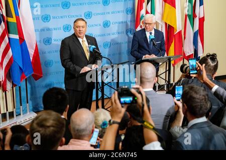 Sekretär Pompeo hält eine gemeinsame Presseaussendbarkeit mit dem polnischen Außenminister Jacek Czaputowicz in New York City, New York, 20. August 2019 Stockfoto